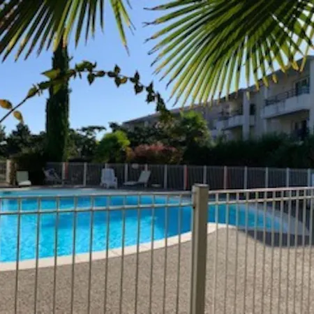 à Avec Accès Piscine * Royan
